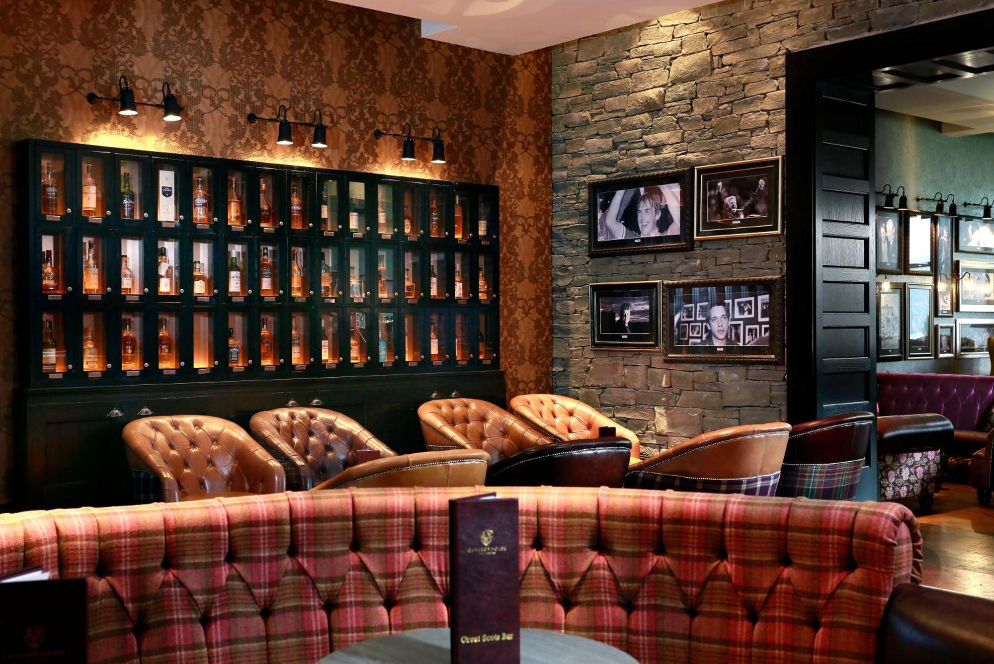 Cameron House On Loch Lomond Alexandria Exterior photo The Scotch Bar